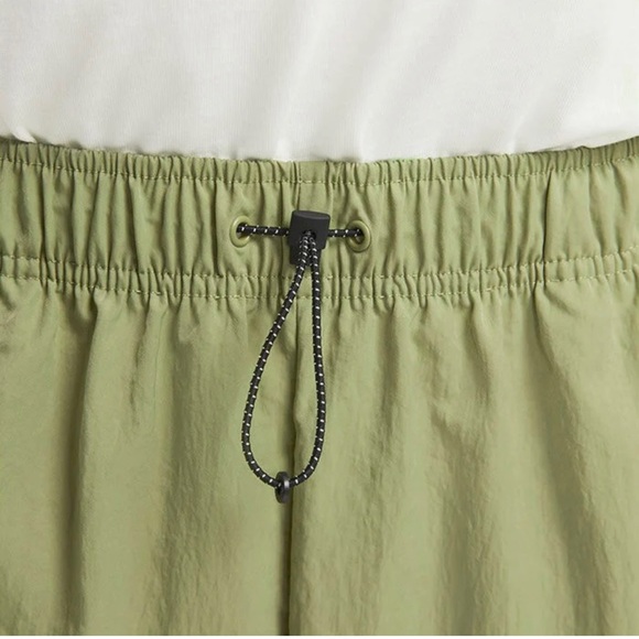 Nike Cargo Pants - Picture 4 of 4